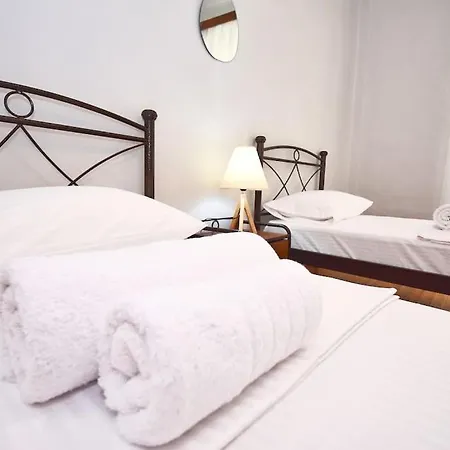 Traditional House With Ivy Garden Appartement Corfu (city)